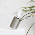 Load image into Gallery viewer, 【客製禮品】皮革多色圓柱型噴霧式分裝瓶皮套